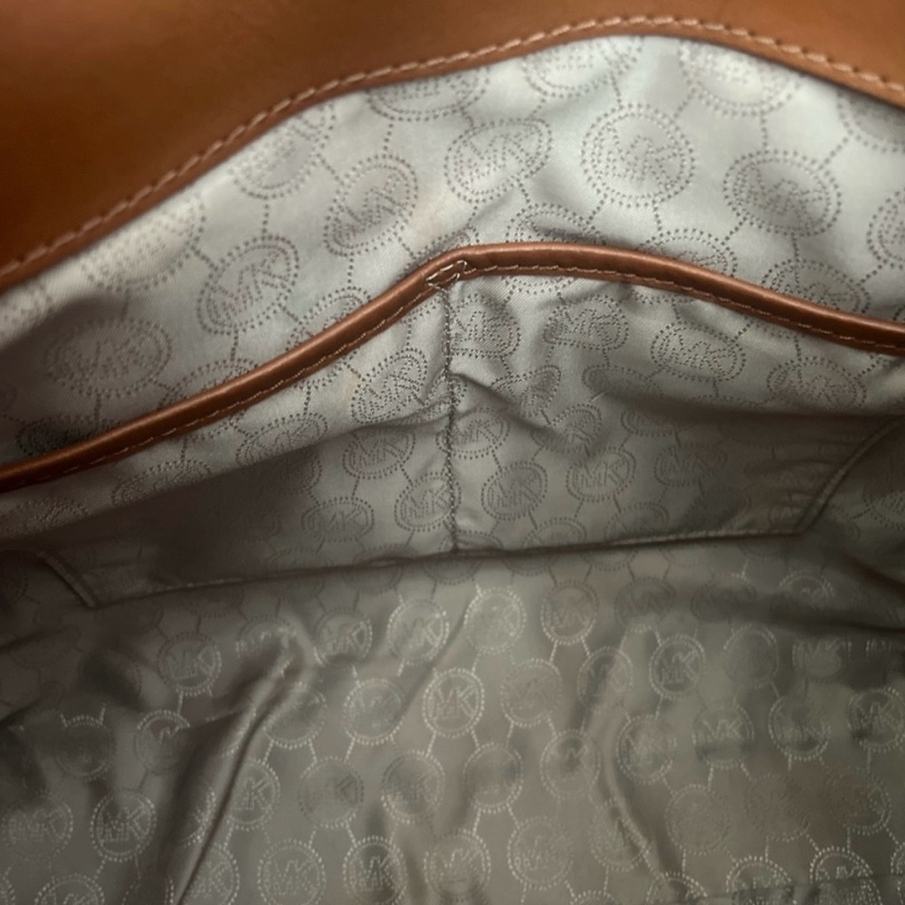 Michael Kors Hamilton Signature Bag With Matching Wallet - Picture 9 of 14